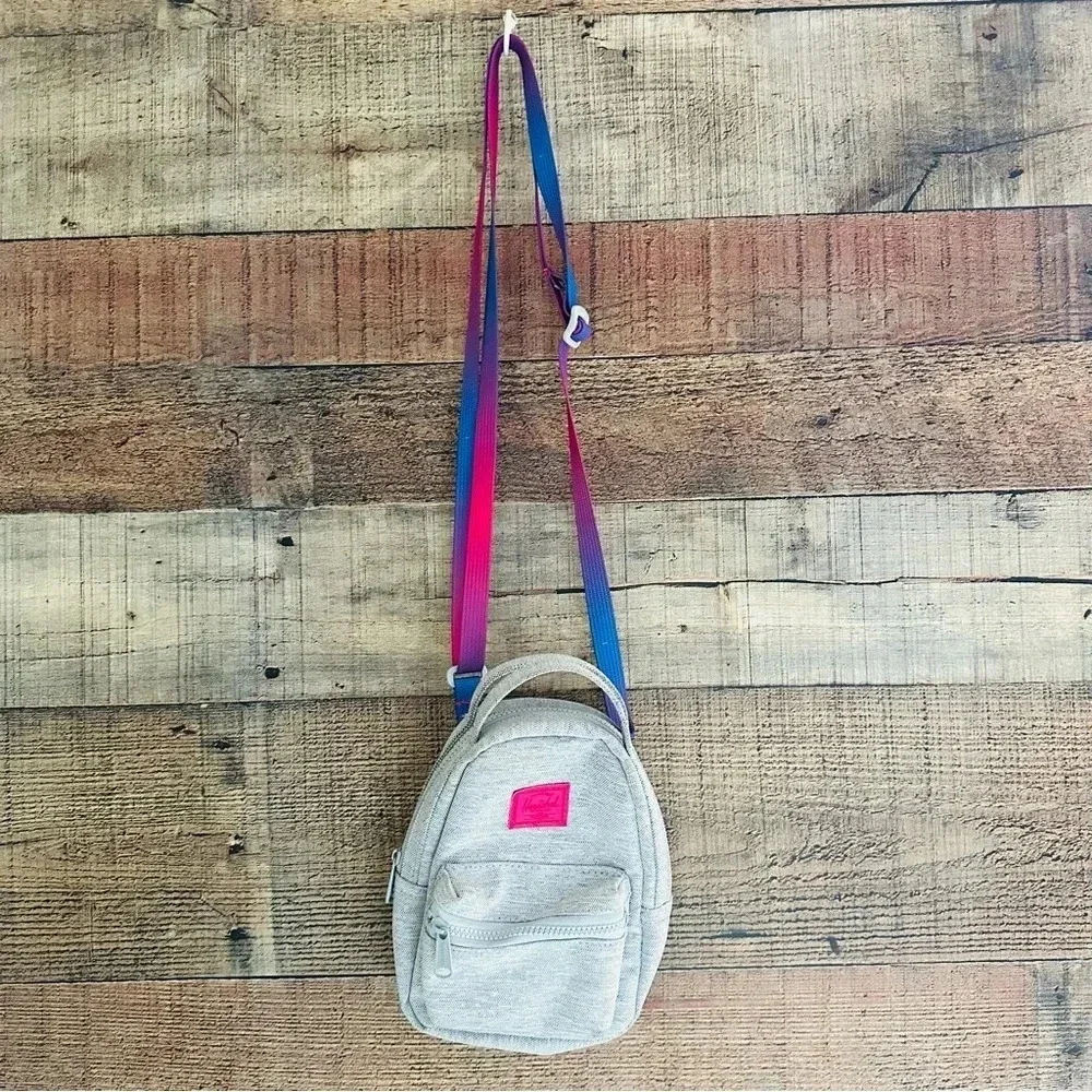 Herschel Mini Nova Crossbody Messenger Bag - Gradient/Light Grey Sunrise